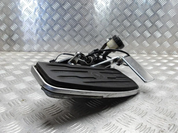 Set podest kierowcy kompletny prawy YAMAHA XV 1700 ROAD STAR 04-07r   PN. 5VN-27420-00