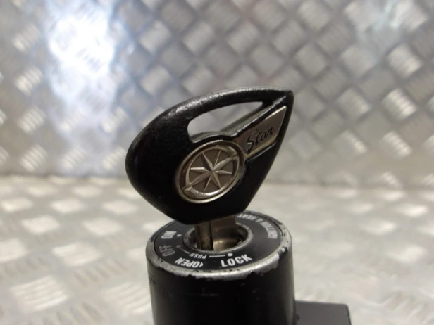 Stacyjka korek wlewu YAMAHA XV 1700 ROAD STAR 04-07r   PN. 5VN-82501-02