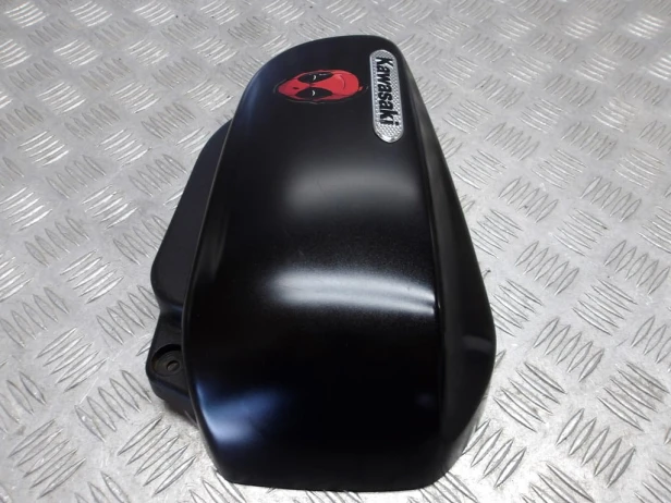 Boczek osłona boczna prawa KAWASAKI VN 1600 MEAN STREAK 04-08r   PN. 36001-1650