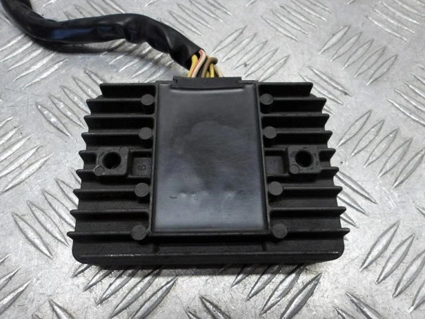 Regulator napięcia KAWASAKI VN 1600 MEAN STREAK 04-08r   PN. 21066-1126