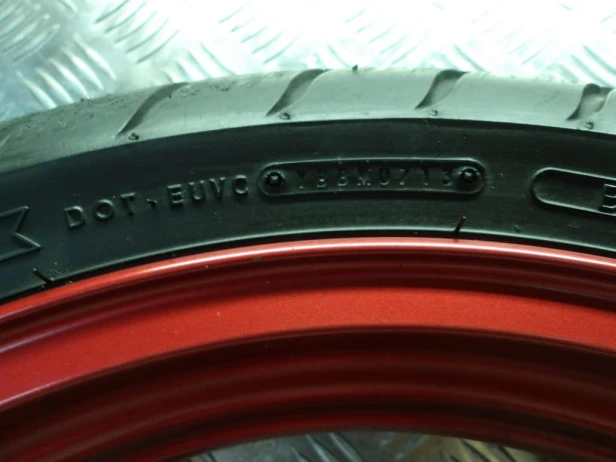 Felga koło przód J17M/CxMT3.50 KAWASAKI VN 1600 MEAN STREAK 04-08r   PN. 41073-0041-17J