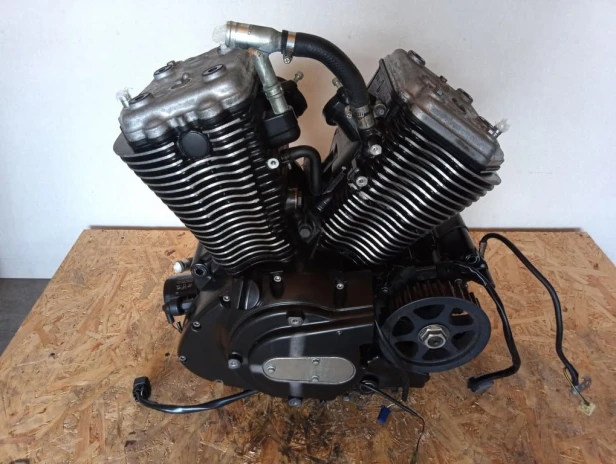 Silnik kompletny 39 178 mil KAWASAKI VN 900 VULCAN CUSTOM 06-20r   PN. 14001-0676