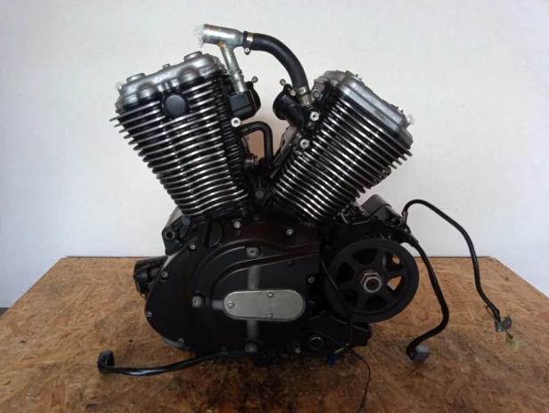 Silnik kompletny 39 178 mil KAWASAKI VN 900 VULCAN CUSTOM 06-20r   PN. 14001-0676