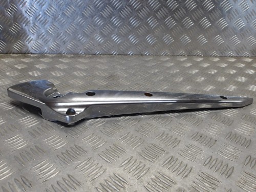 Banan stelaż błotnika tył prawy HONDA VTX 1800 R/S 02-06r   PN. 77330-MCV-000