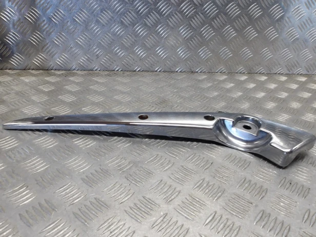 Banan stelaż błotnika tył prawy HONDA VTX 1800 R/S 02-06r   PN. 77330-MCV-000