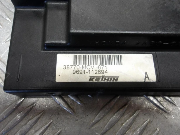 Moduł komputer zapłonowy ECU HONDA VTX 1800 R/S 02-03r   PN. 38770-MCV-672
