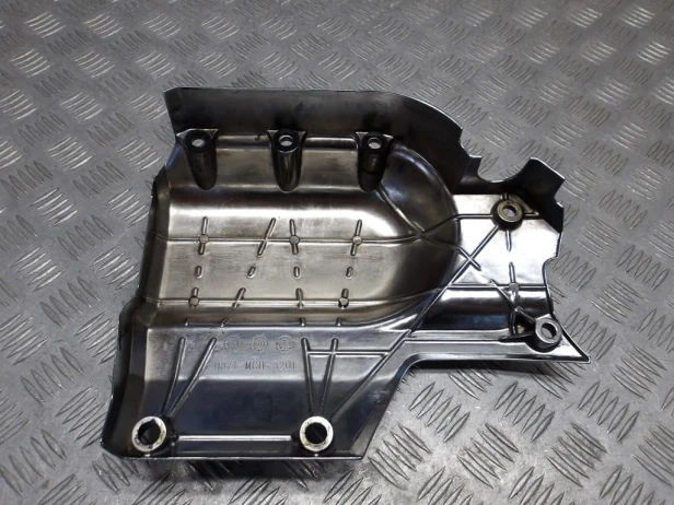 Dekiel osłona silnika lewa HONDA VTX 1800 C/F/N/R/S/T 02-08r   PN. 11370-MCH-000