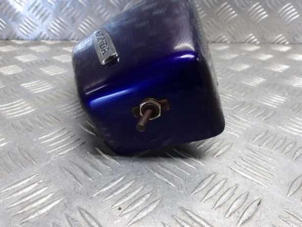 Boczek osłona boczna lewa HONDA VTX 1800 F/N/R/S/T 02-08r   PN. 83610-MCV-000