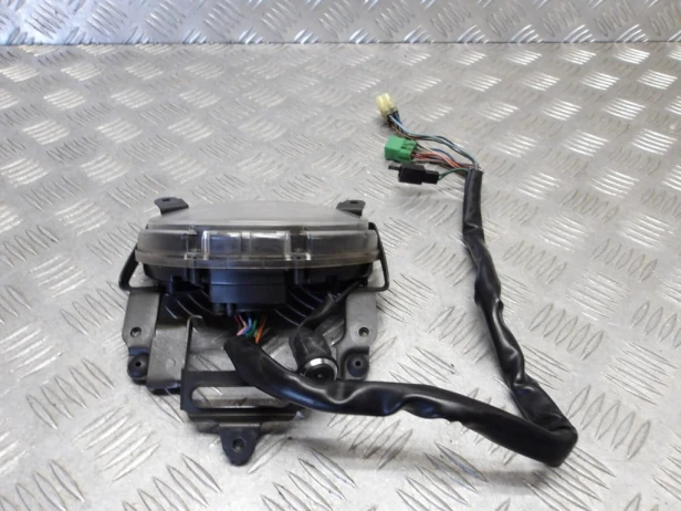 Licznik zegar prędkościomierz HONDA VTX 1800 R/S 02-03r   PN. 37200-MCV-671