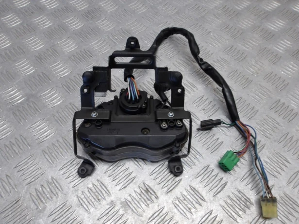 Licznik zegar prędkościomierz HONDA VTX 1800 R/S 02-03r   PN. 37200-MCV-671