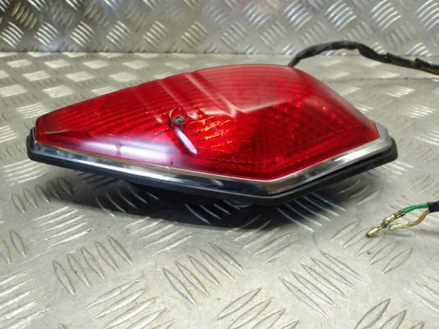 Lampa tylna HONDA VTX 1800 R/S 02-05r   PN. 33701-MCV-671
