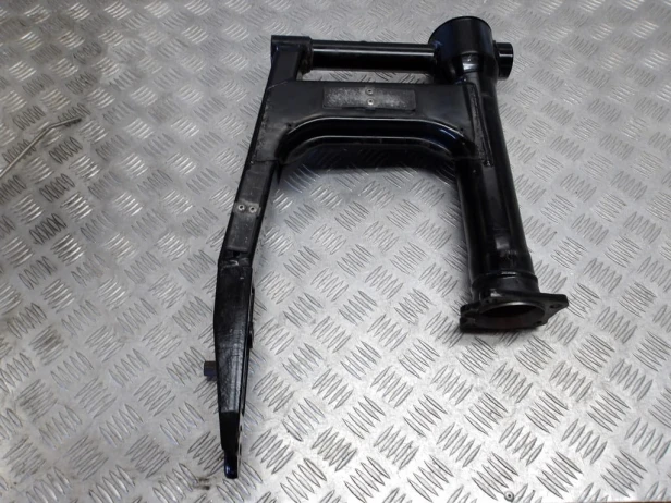 Wahacz koła tył HONDA VTX 1800 C/R/S 02-04r   PN. 52100-MCH-A00
