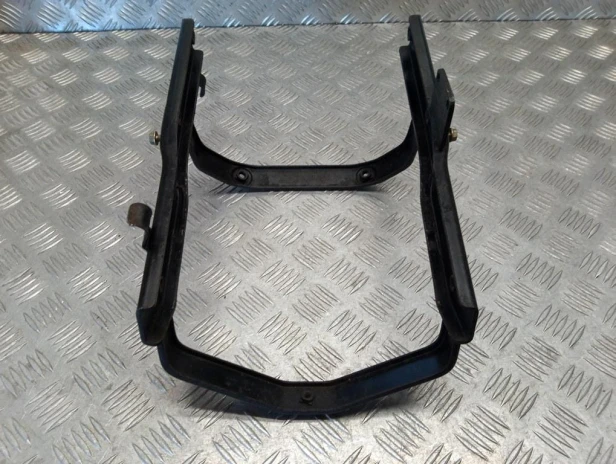 Stelaż mocowanie błotnika tył HONDA VTX 1800 R/S/T 02-08r   PN. 77350-MCV-000