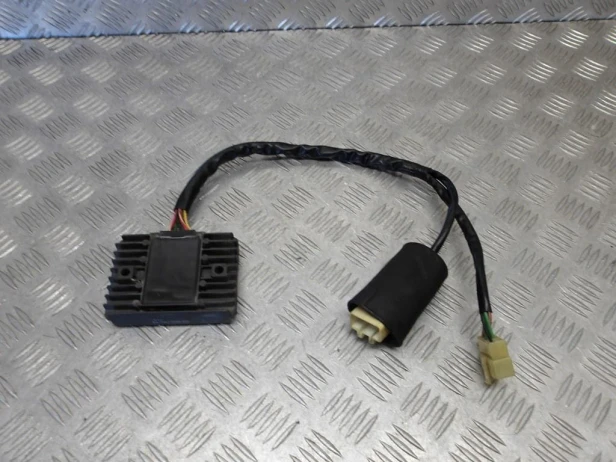Regulator napięcia HONDA VTX 1800 C/F/N/R/S/T 02-08r   PN. 31600-MCH-000