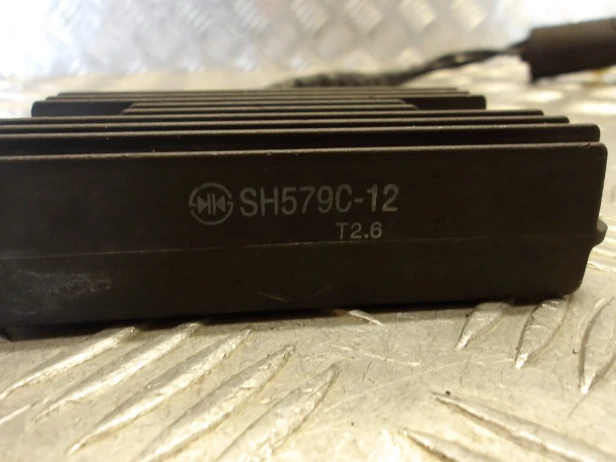 Regulator napięcia HONDA VTX 1800 C/F/N/R/S/T 02-08r   PN. 31600-MCH-000